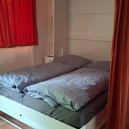 Gemuetliches 1-zimmer-appartment Mit Balkon Markkleeberg