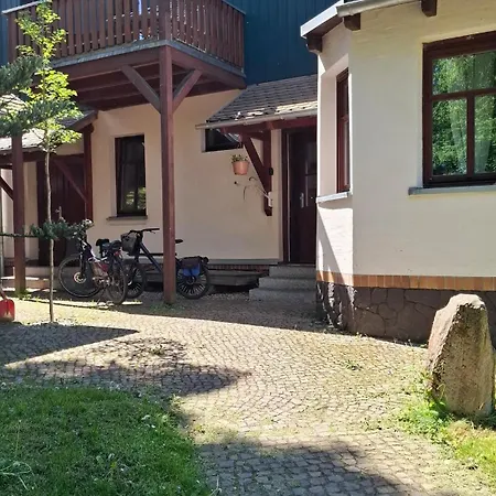 Gemuetliches 1-zimmer-appartment Mit Balkon Διαμέρισμα Markkleeberg